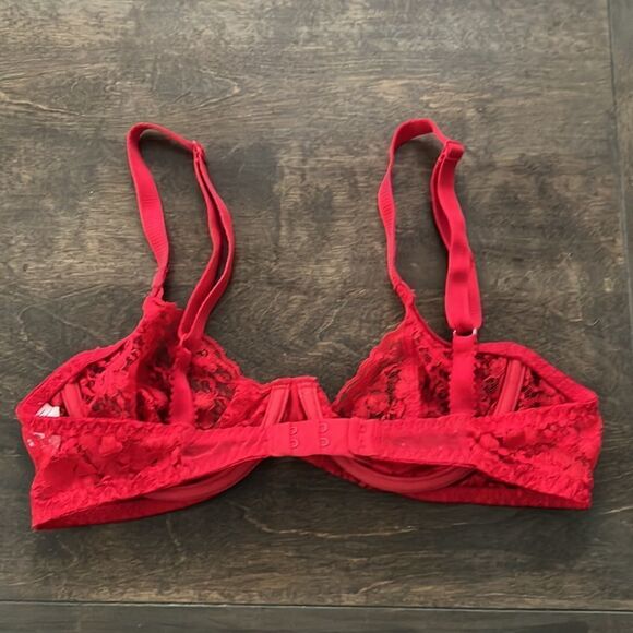 Vintage Vanity Fair lace unlined red bra 36B - Picture 5 of 9